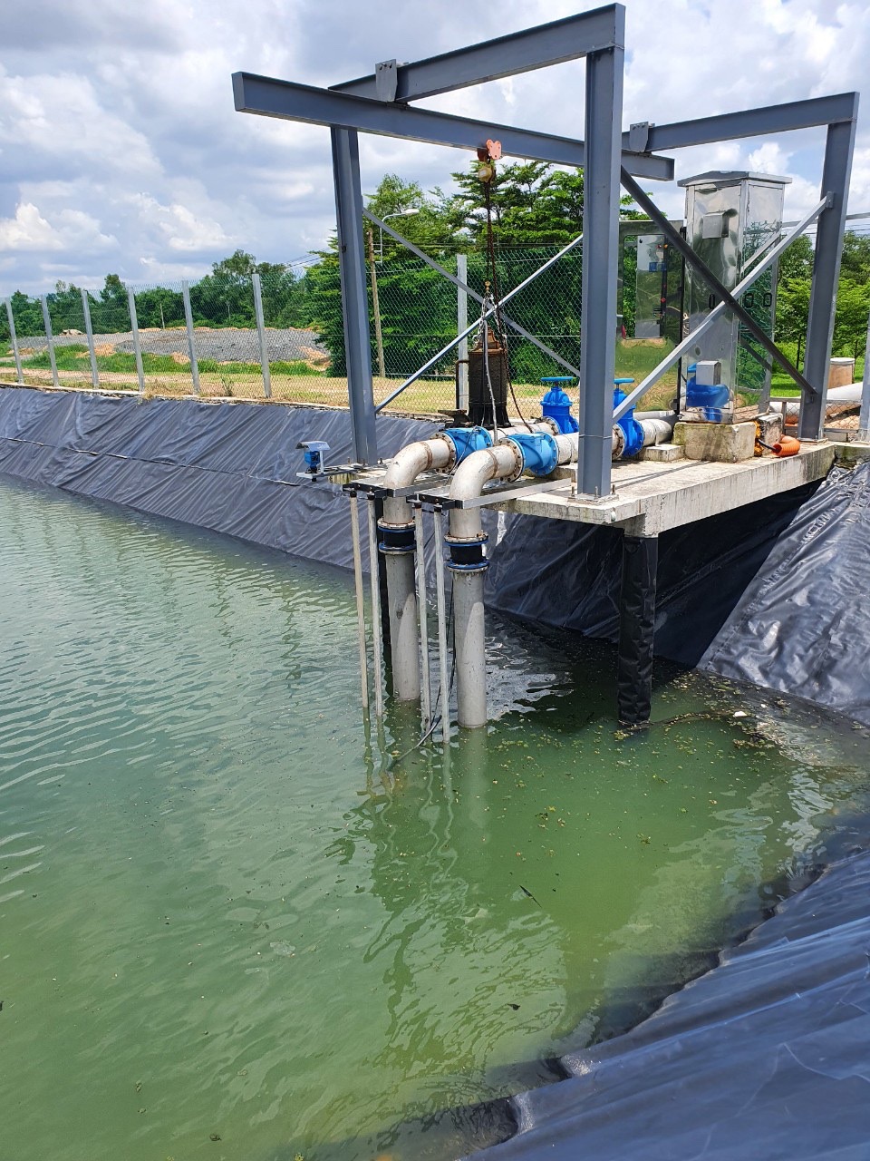 Hệ Thống bơm nước tràn cho bể dự phòng tại khu xử lý nước thải ở KCN Long Thanh – Đồng Nai